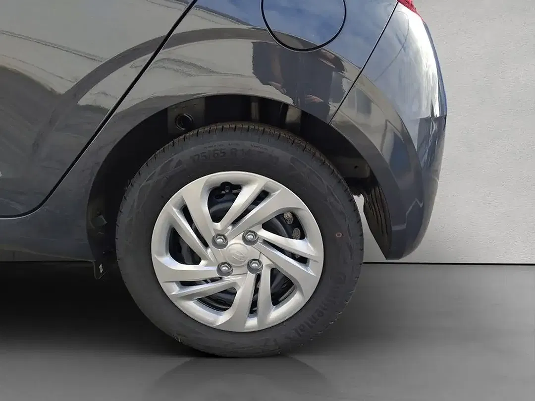 Hyundai i10 - Thumbnail 24
