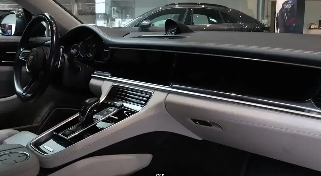 Porsche Panamera - Thumbnail 10