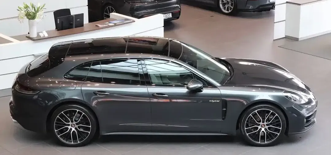 Porsche Panamera - Thumbnail 14