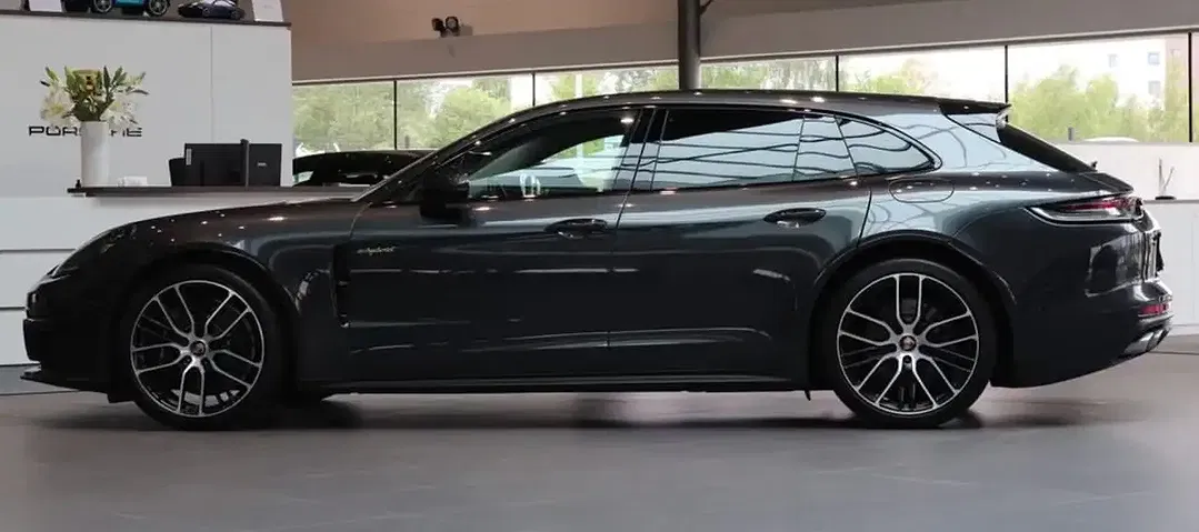 Porsche Panamera - Thumbnail 7