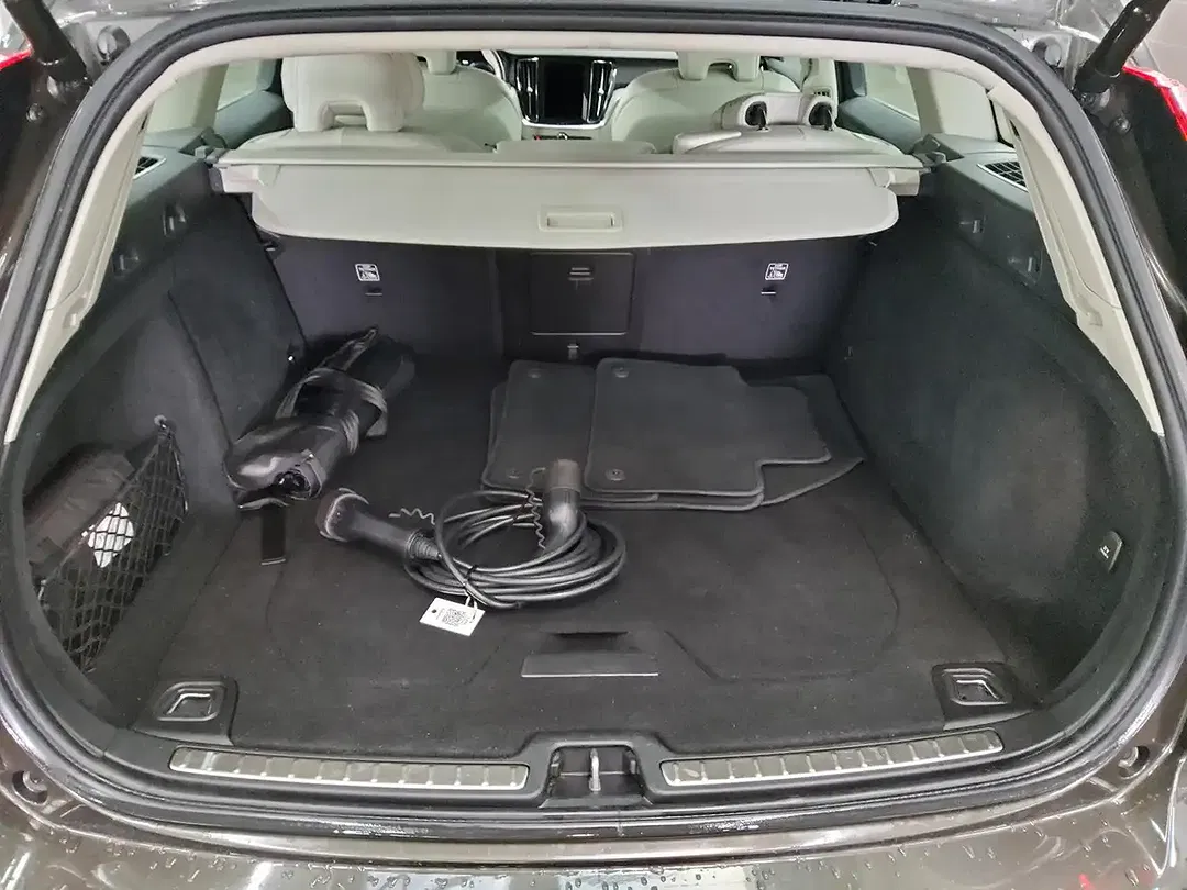 Volvo V60 - Thumbnail 11