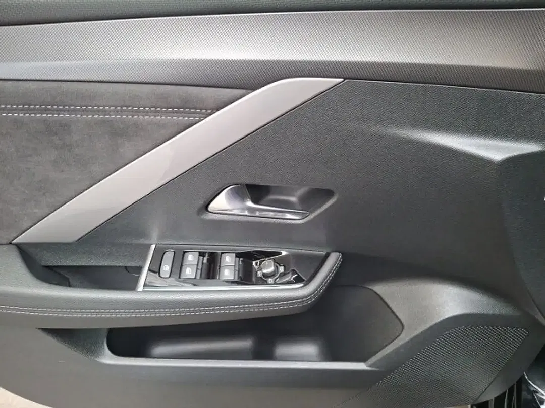 Opel Astra - Thumbnail 6