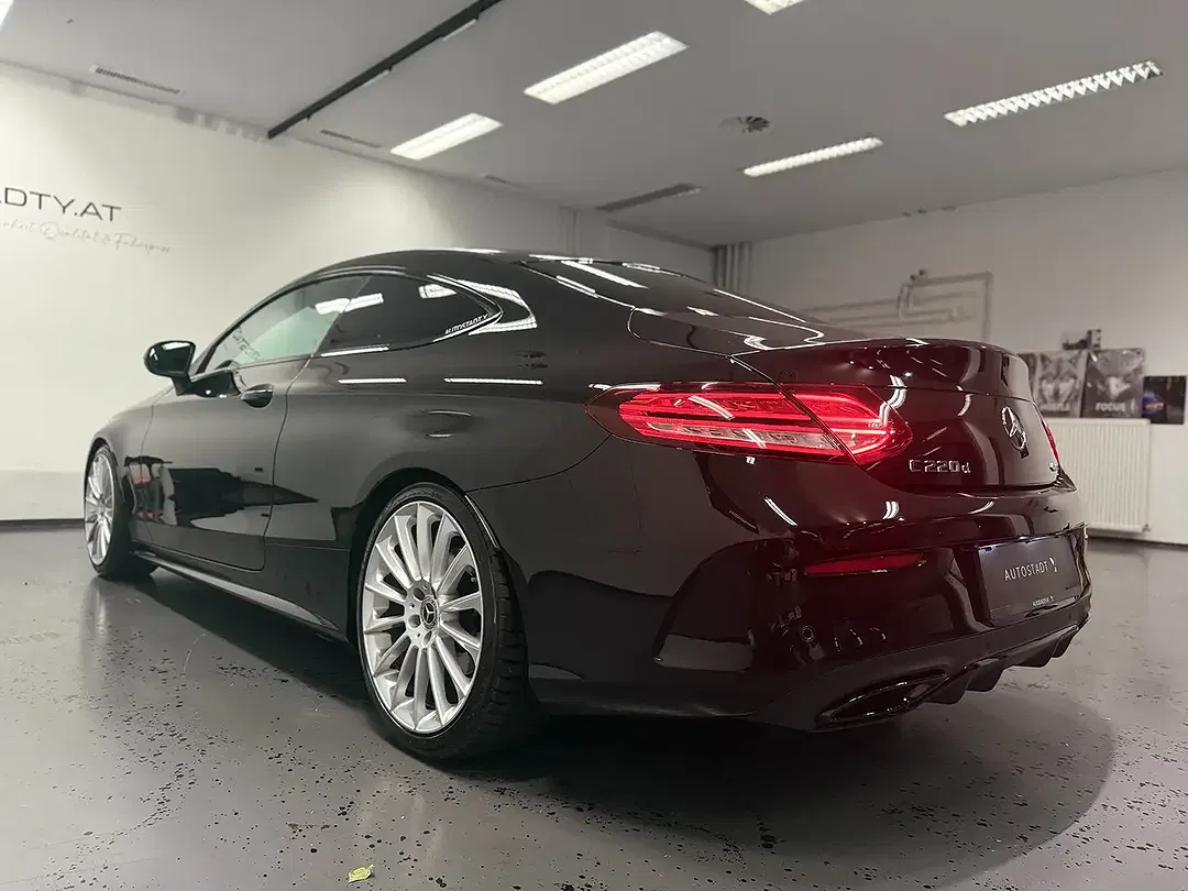 Mercedes-Benz C 220 - Thumbnail 13