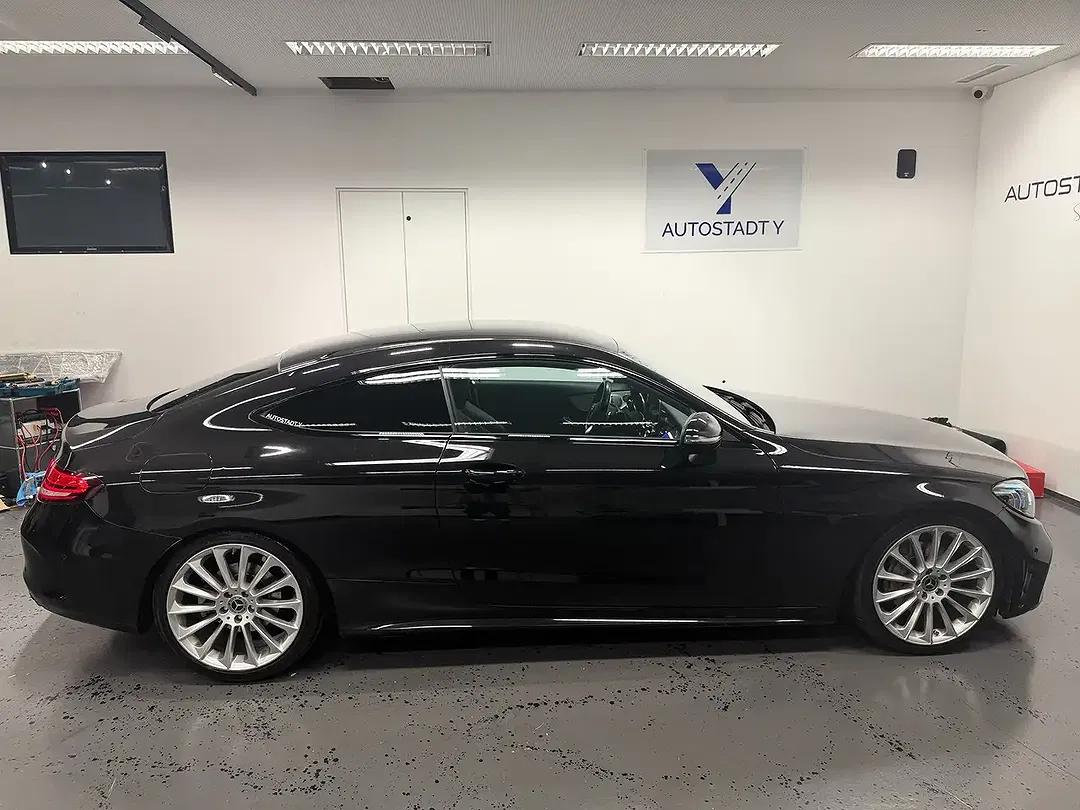 Mercedes-Benz C 220 - Thumbnail 8