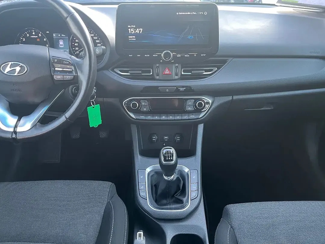 Hyundai i30 - Thumbnail 13