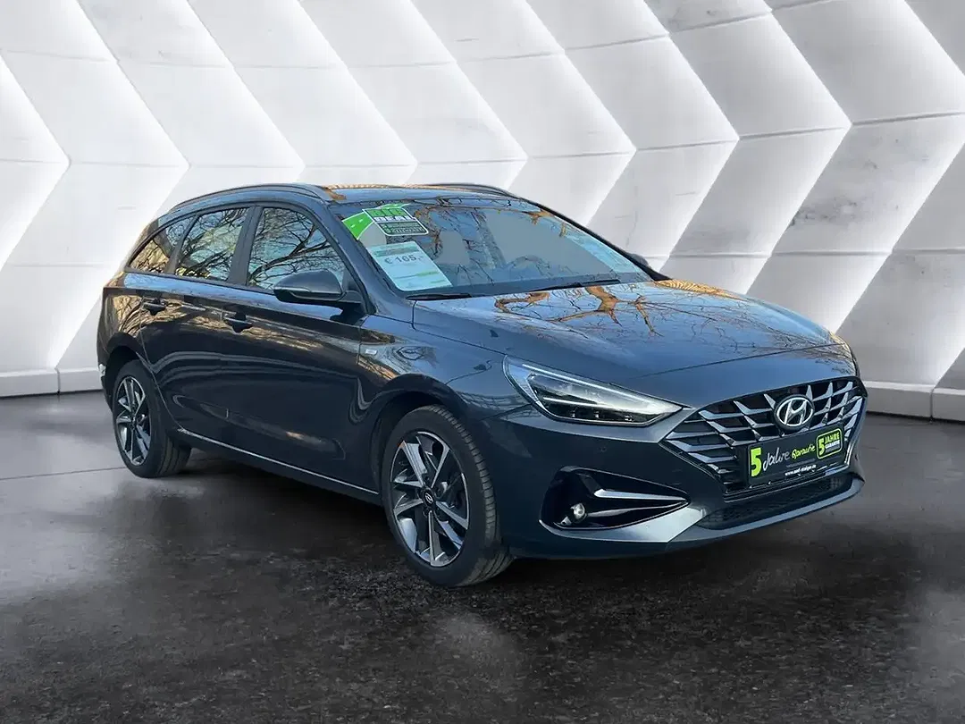 Hyundai i30 - Thumbnail 2