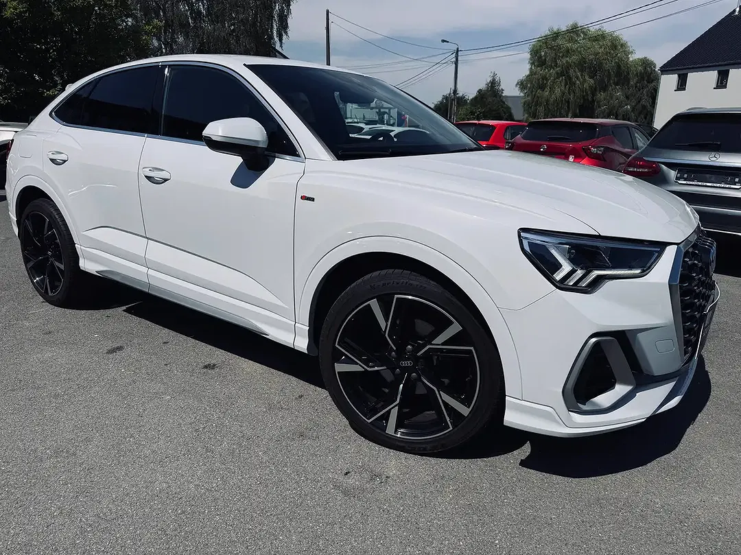 Audi Q3 - Thumbnail 5