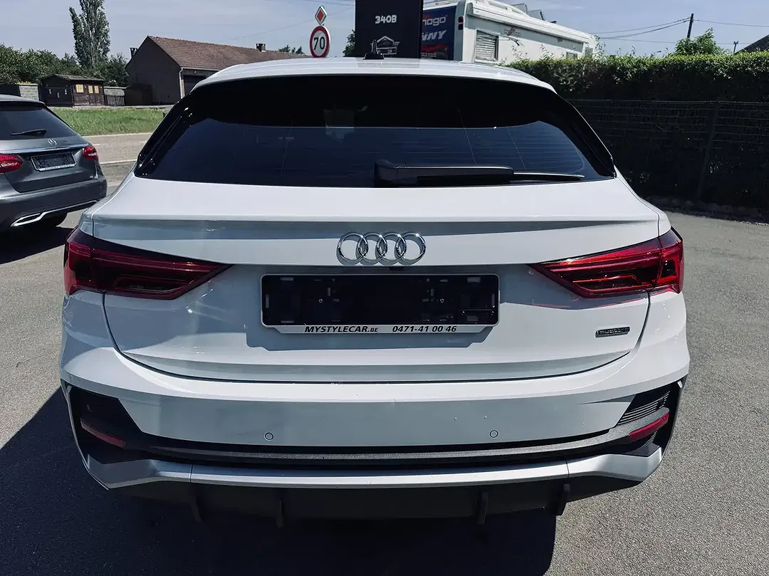 Audi Q3 - Thumbnail 8