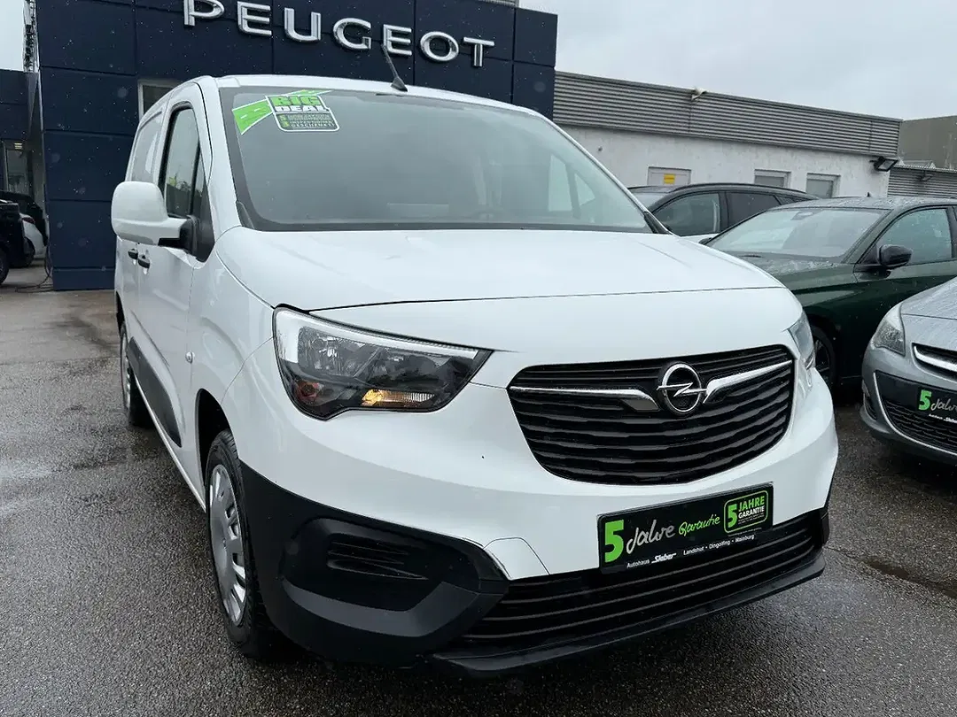 Opel Combo - Thumbnail 3
