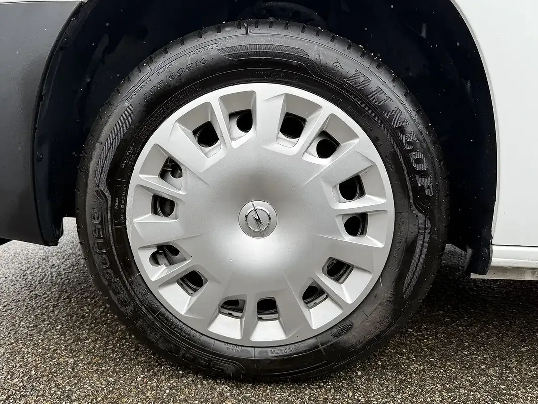 Opel Combo - Thumbnail 7