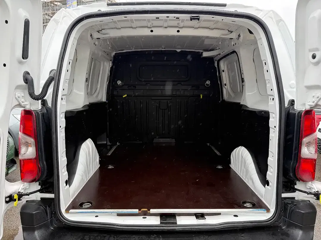 Opel Combo - Thumbnail 8