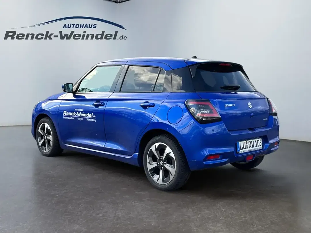 Suzuki Swift - Thumbnail 3