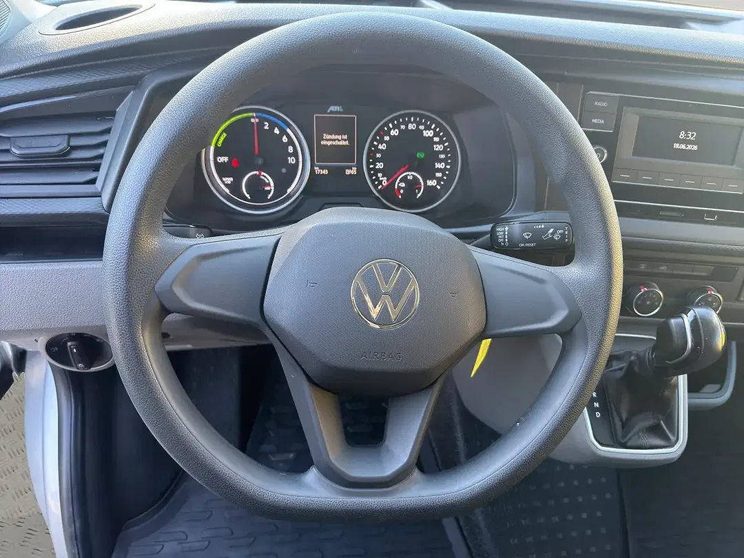 Volkswagen Transporter - Thumbnail 9