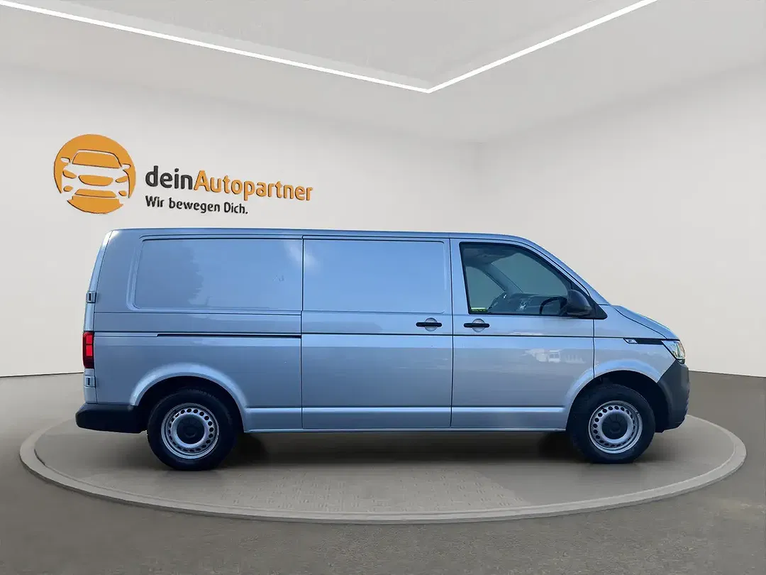 Volkswagen Transporter - Thumbnail 3