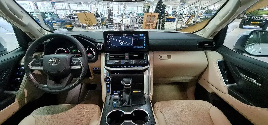 Toyota Land Cruiser - Thumbnail 18