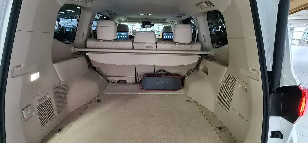 Toyota Land Cruiser - Thumbnail 30