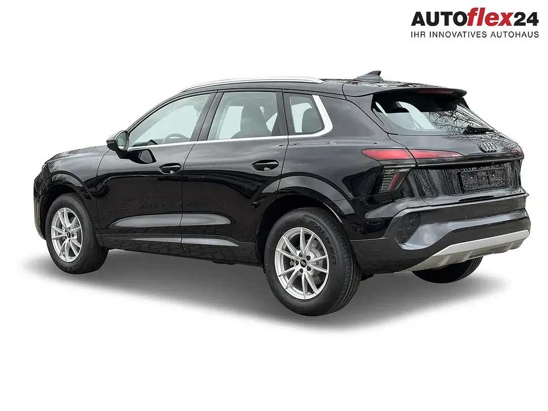 Audi Q3 - Thumbnail 2