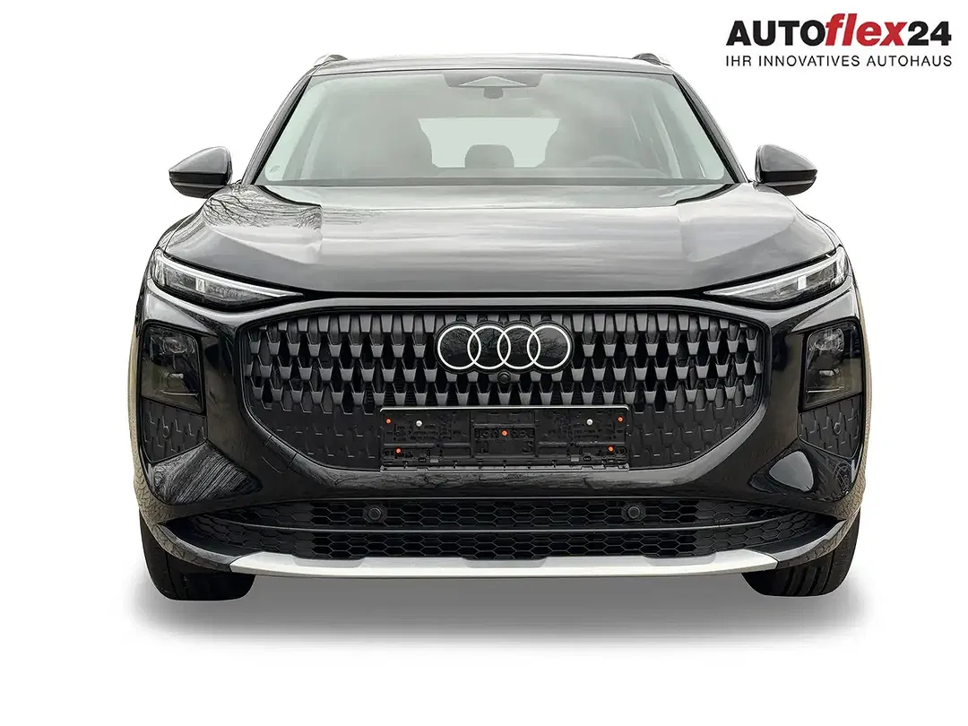 Audi Q3 - Thumbnail 6
