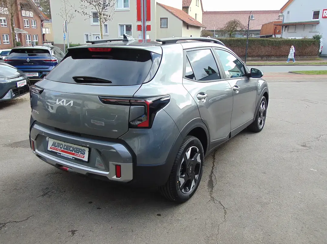 Kia Stonic - Thumbnail 4