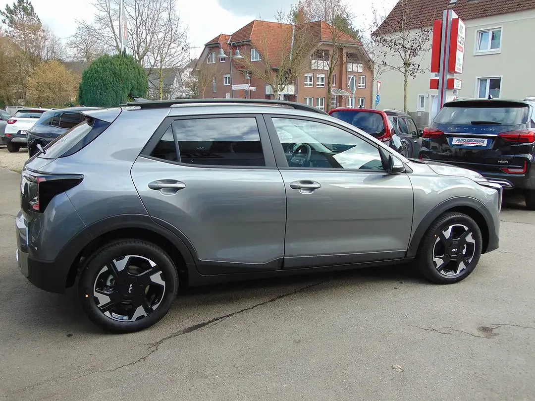 Kia Stonic - Thumbnail 5