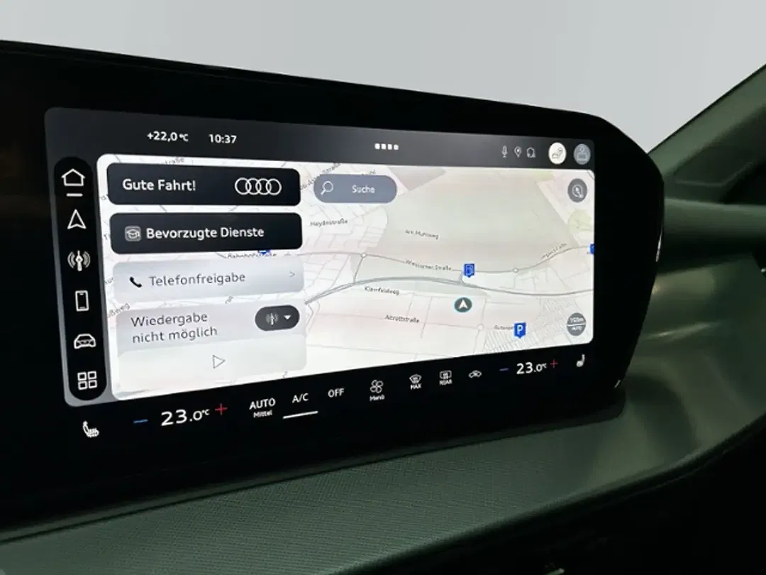 Audi Q3 - Thumbnail 11