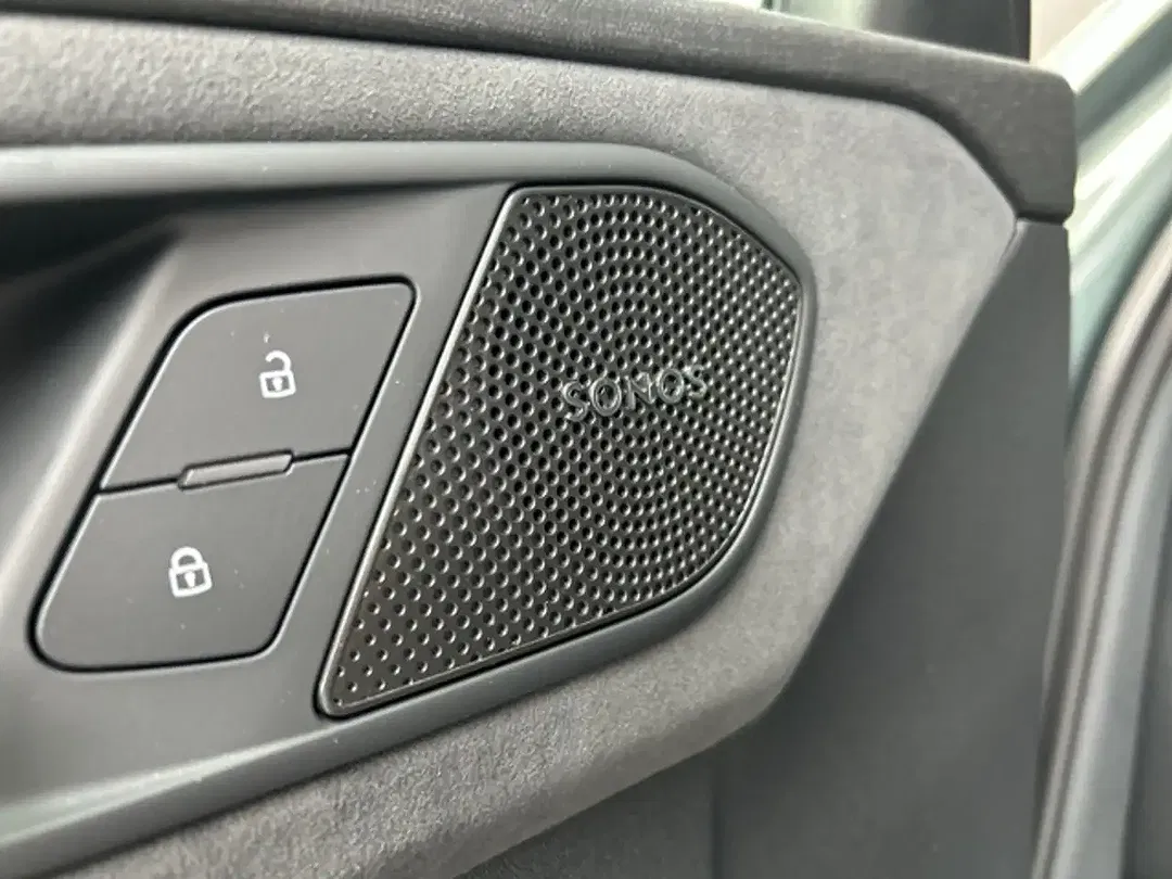 Audi Q3 - Thumbnail 14