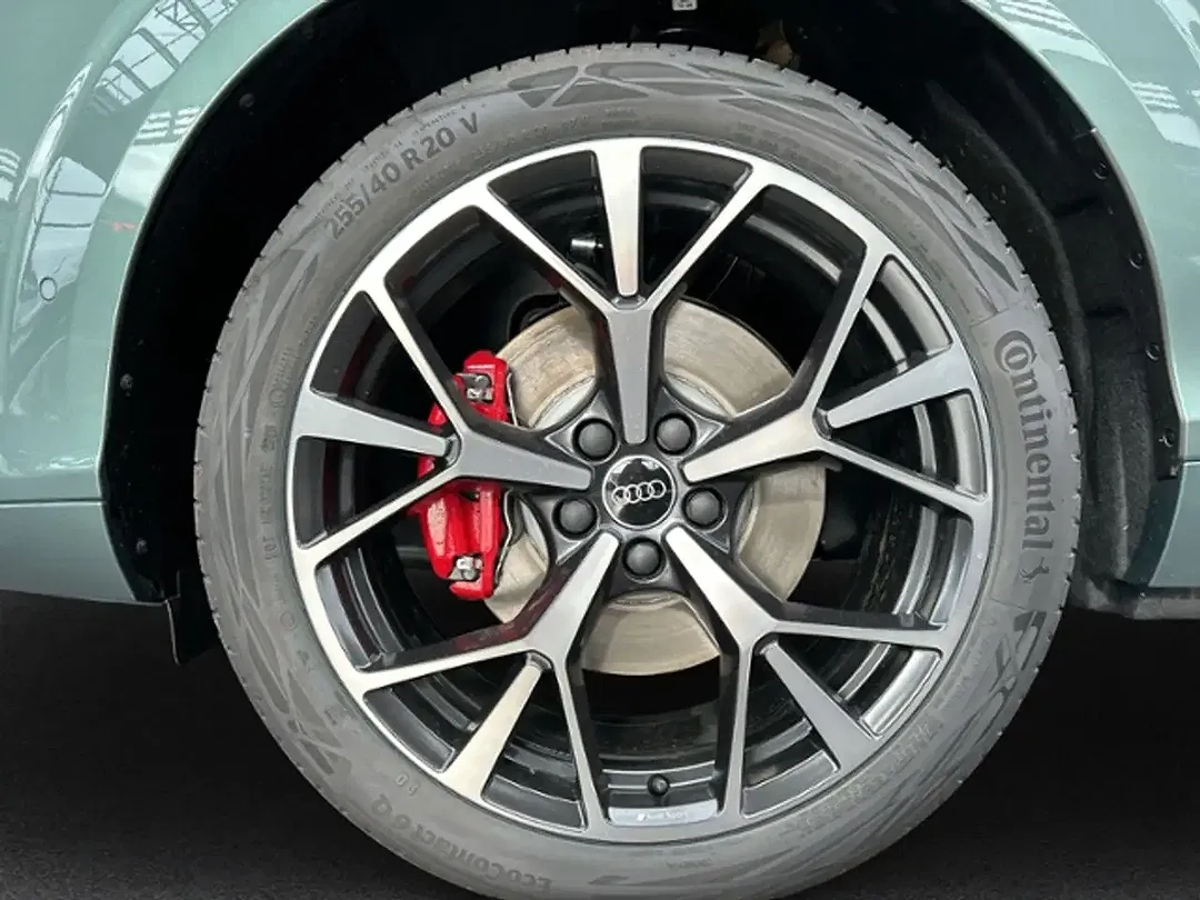 Audi Q3 - Thumbnail 4