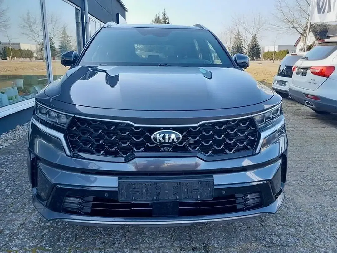 Kia Sorento - Thumbnail 2
