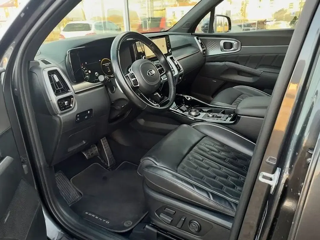 Kia Sorento - Thumbnail 7