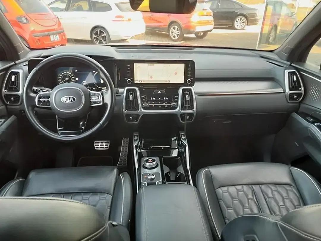 Kia Sorento - Thumbnail 9