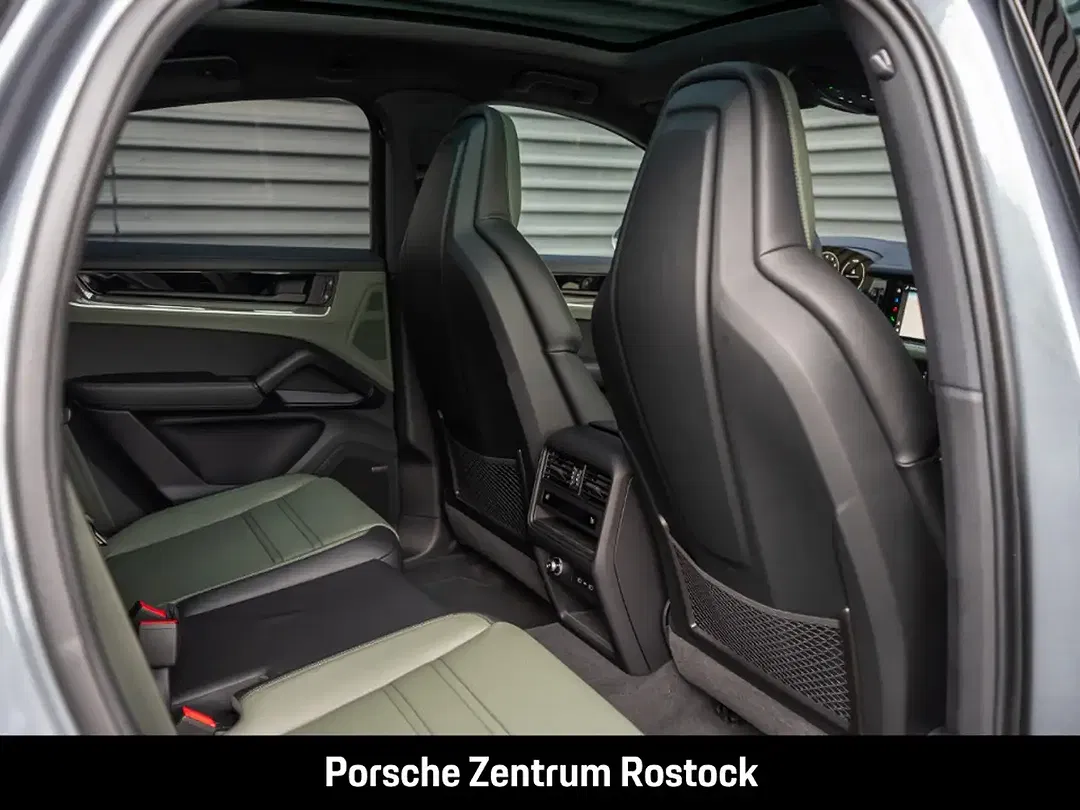 Porsche Cayenne - Thumbnail 15