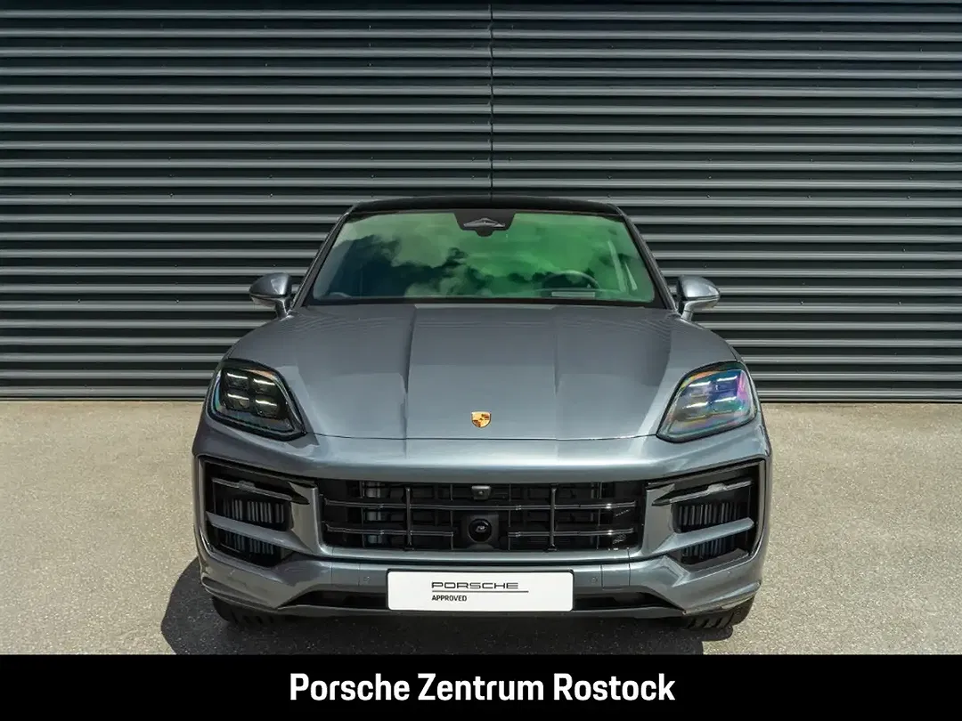 Porsche Cayenne - Thumbnail 2