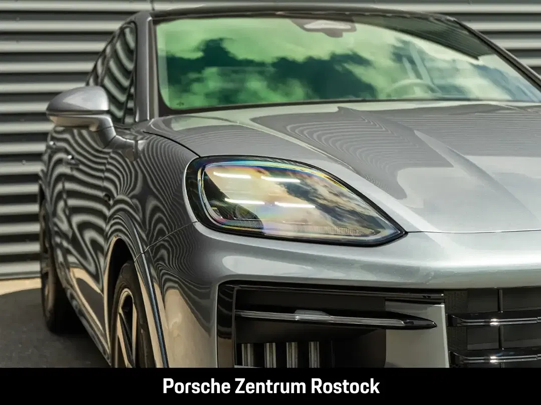 Porsche Cayenne - Thumbnail 3