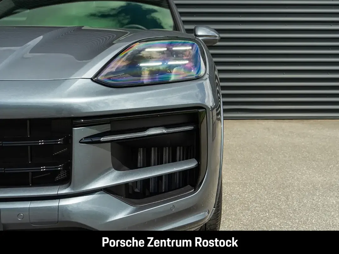 Porsche Cayenne - Thumbnail 4