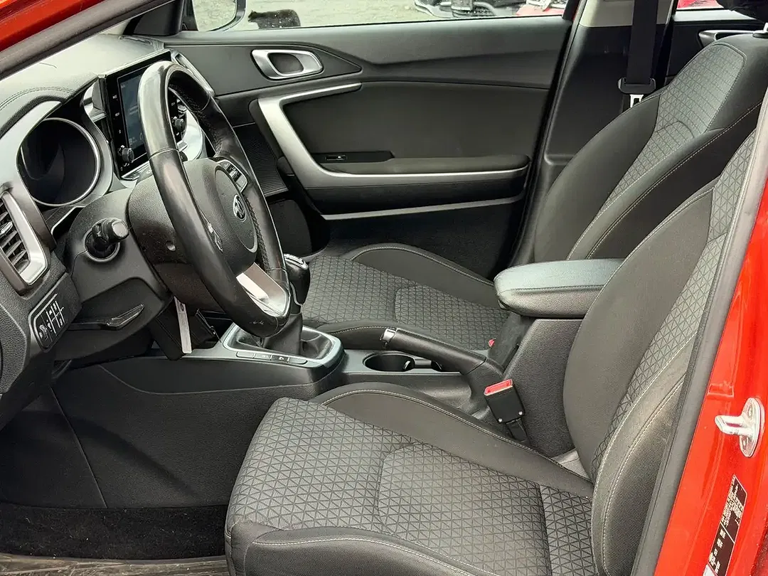 Kia XCeed - Thumbnail 8