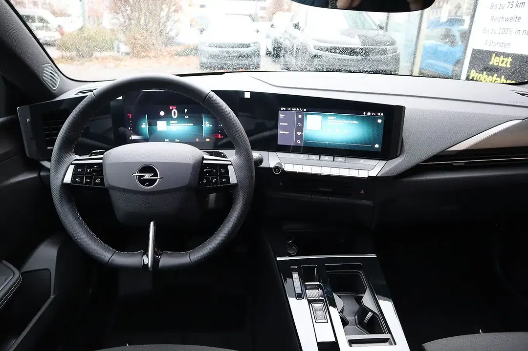Opel Astra - Thumbnail 7