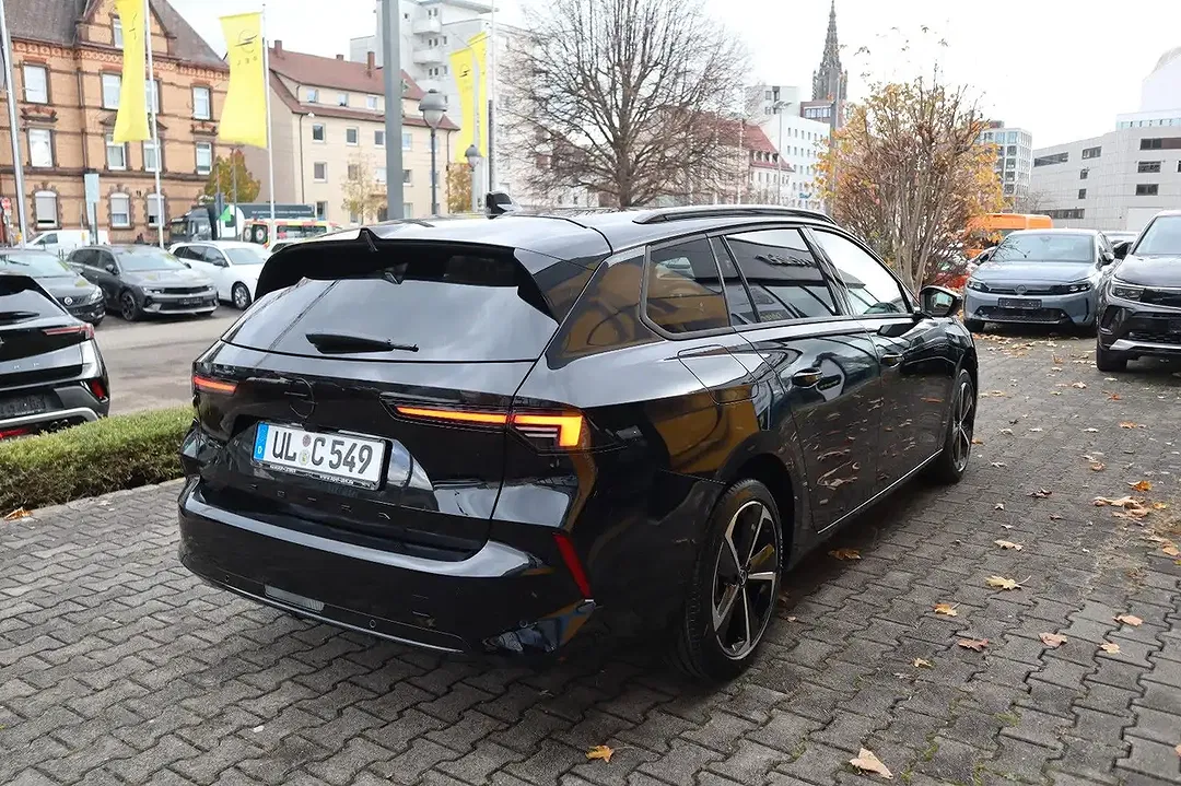 Opel Astra - Thumbnail 3