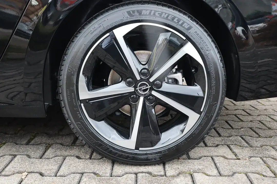 Opel Astra - Thumbnail 5