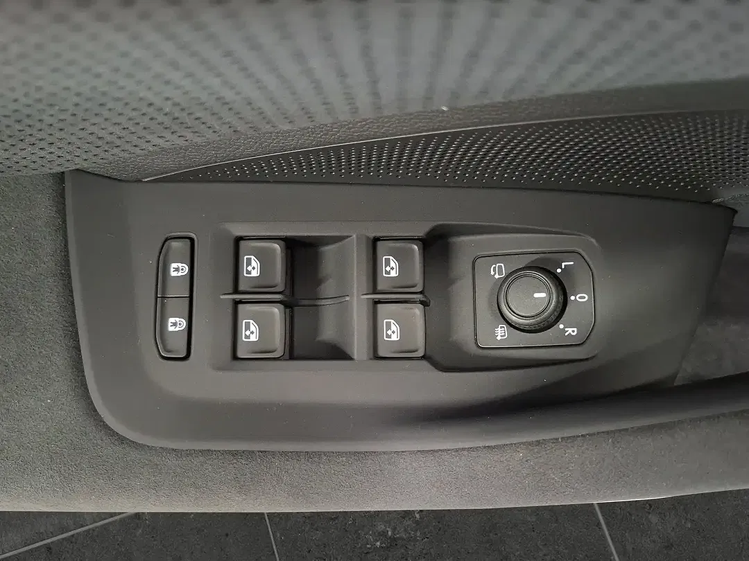 Skoda Superb - Thumbnail 11