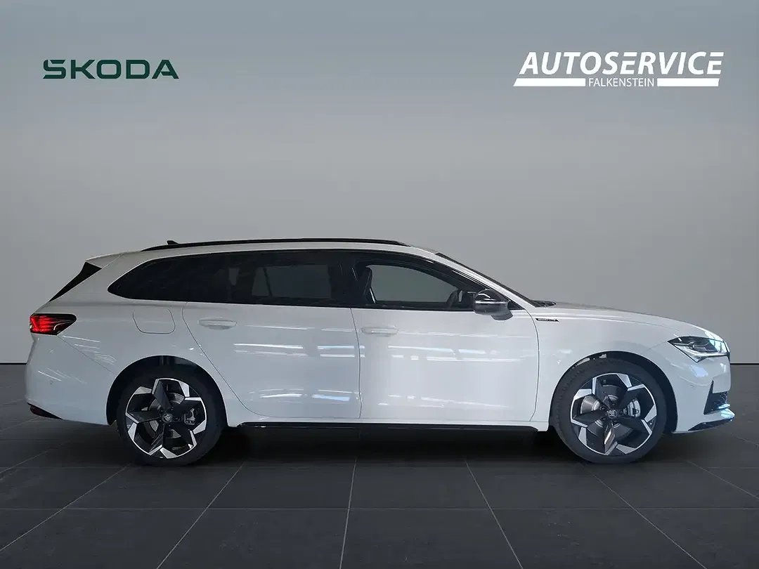 Skoda Superb - Thumbnail 4