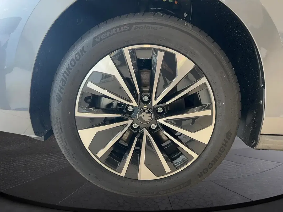 Skoda Superb - Thumbnail 7