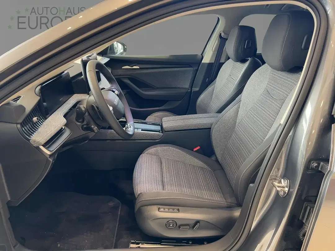 Skoda Superb - Thumbnail 9