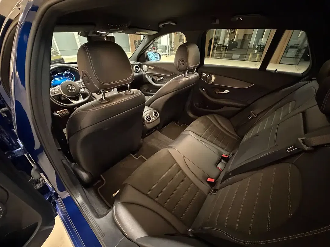 Mercedes-Benz C 300 - Thumbnail 12