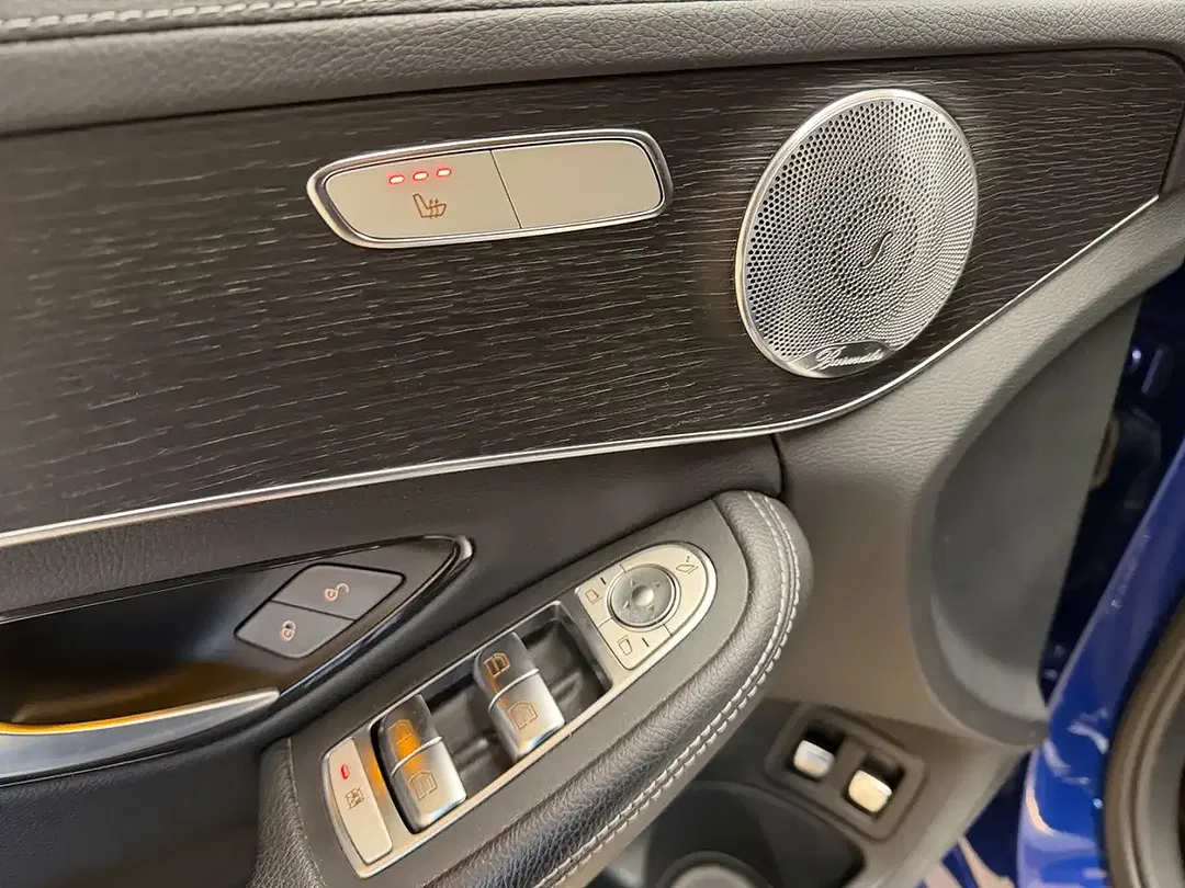 Mercedes-Benz C 300 - Thumbnail 9