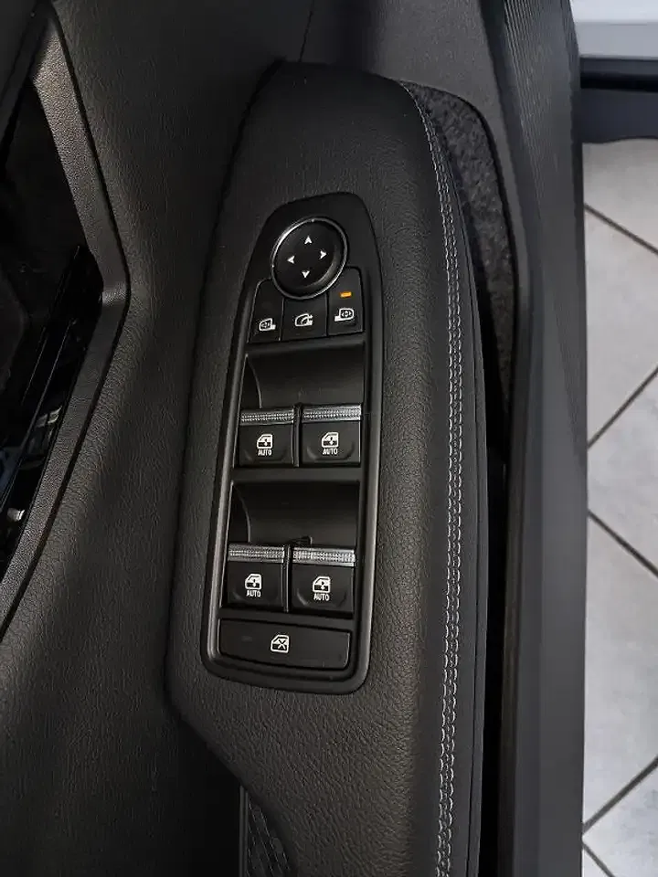 Mitsubishi Eclipse Cross - Thumbnail 14