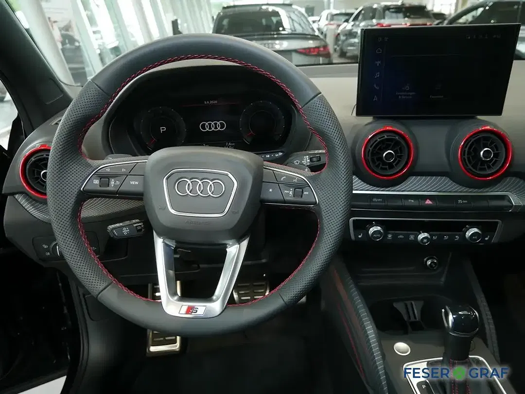 Audi Q2 - Thumbnail 8