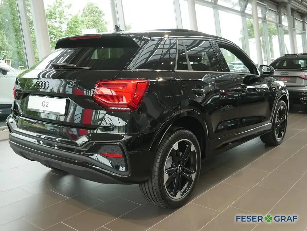 Audi Q2 - Thumbnail 2