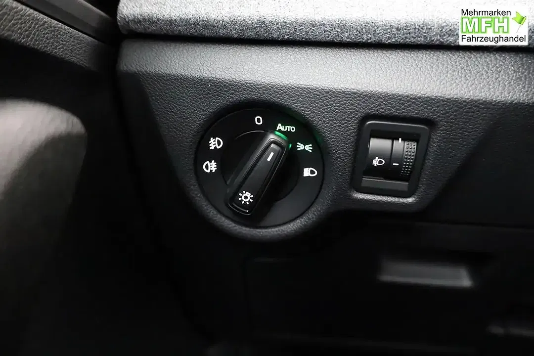 Skoda Kamiq - Thumbnail 8