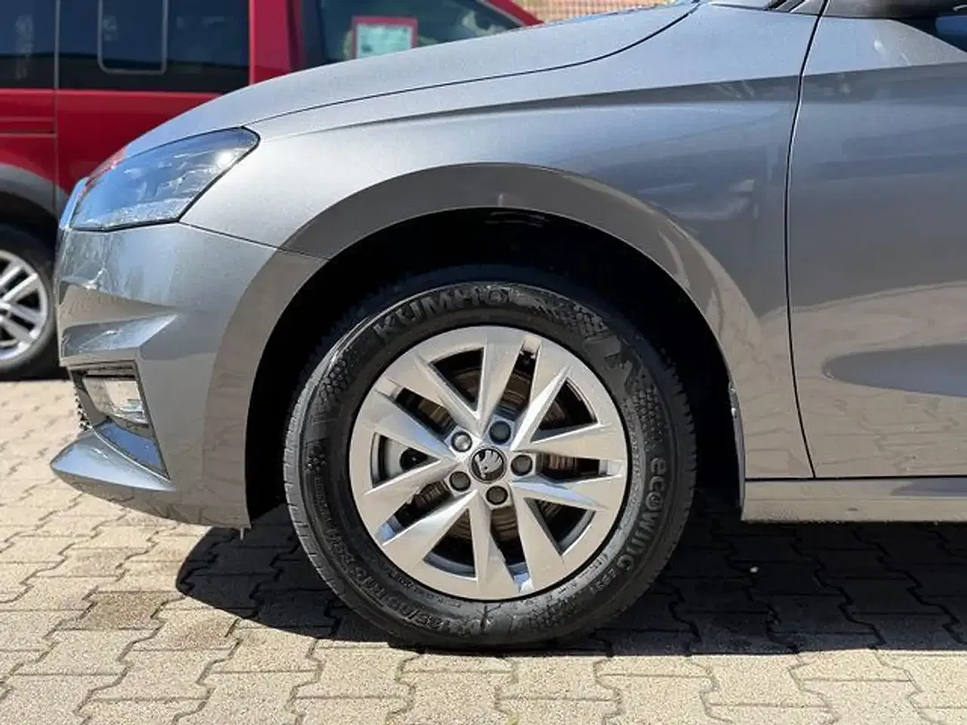 Skoda Fabia - Thumbnail 7