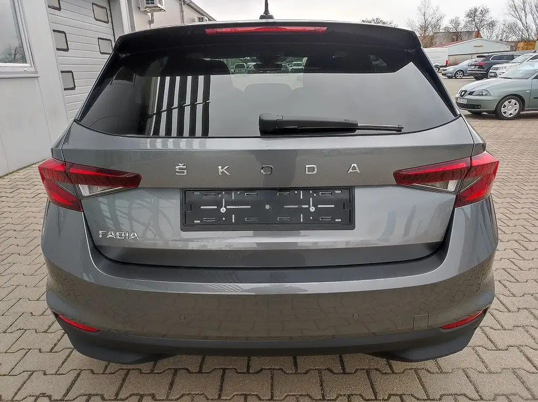 Skoda Fabia - Thumbnail 9